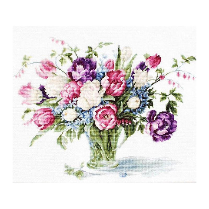 Embroidery kit Tulips