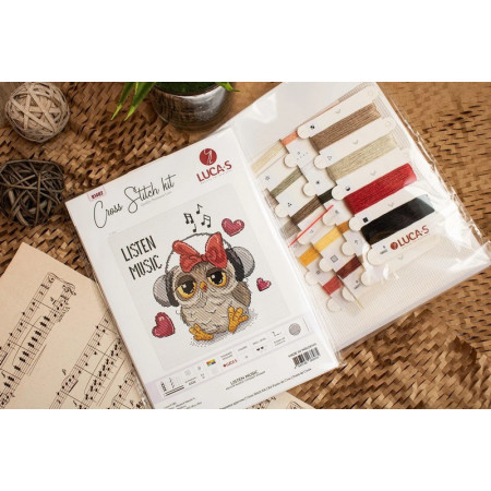 Kit de broderie Écouter de la musique