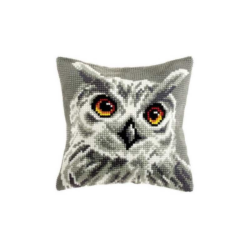 Cross stitch cushion kit Owl 9532