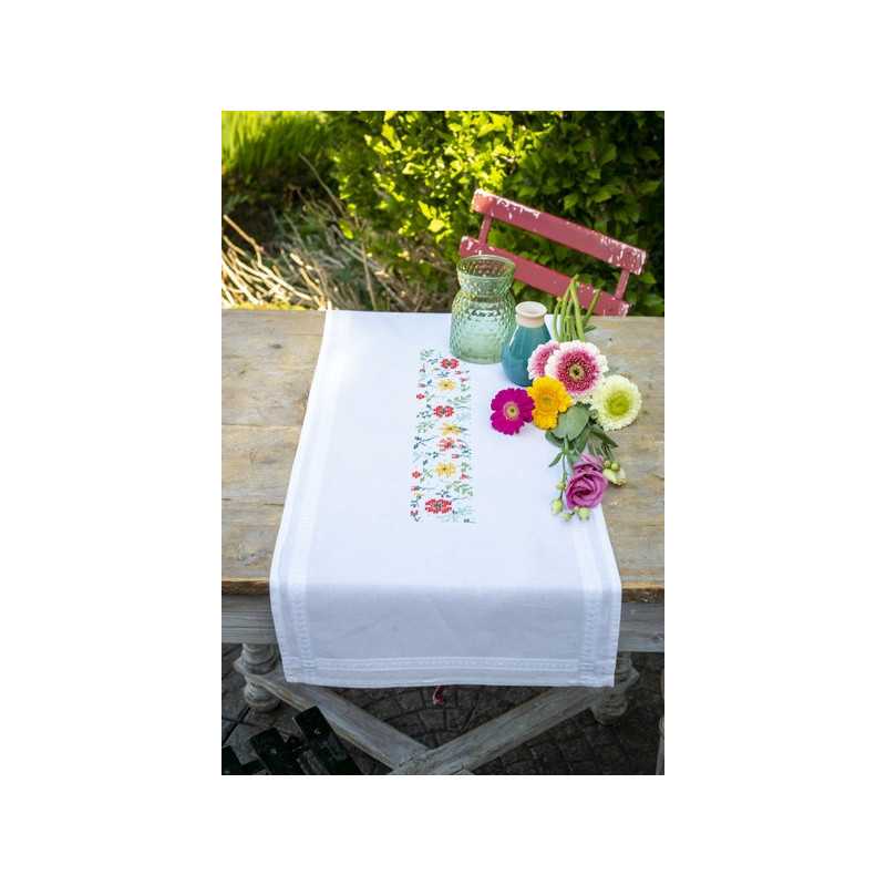 Table runner kit Fresh flowers