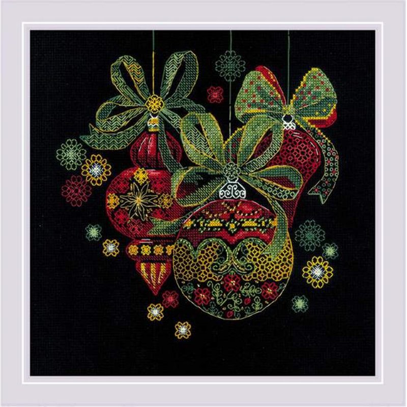 Embroidery kit Holiday Ornaments Embroidery kit Holiday Ornaments