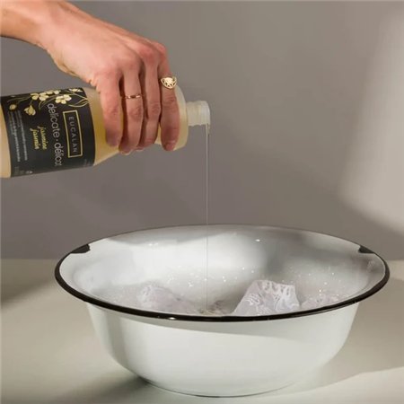 Lessive naturelle Eucalan pour laine et tissus 500 ML Jasmin
