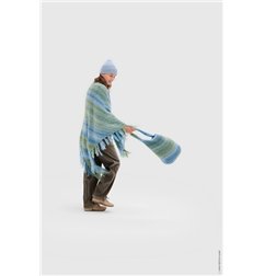 Triangular scarf A23M19