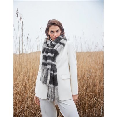 Shawl  LB17M14