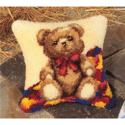 Kit coussin au point noué Un petit ours 14124